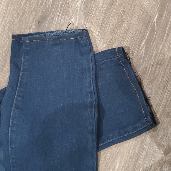 Paige Hoxton Ultra Skinny Jeans - Picture 8 of 8